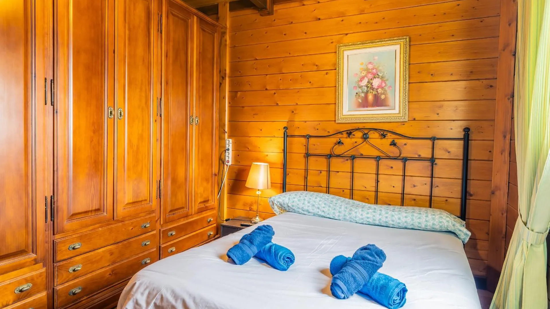Prázdninový dům 4Br Candelaria Wooden Home -Pool & Views - Parking