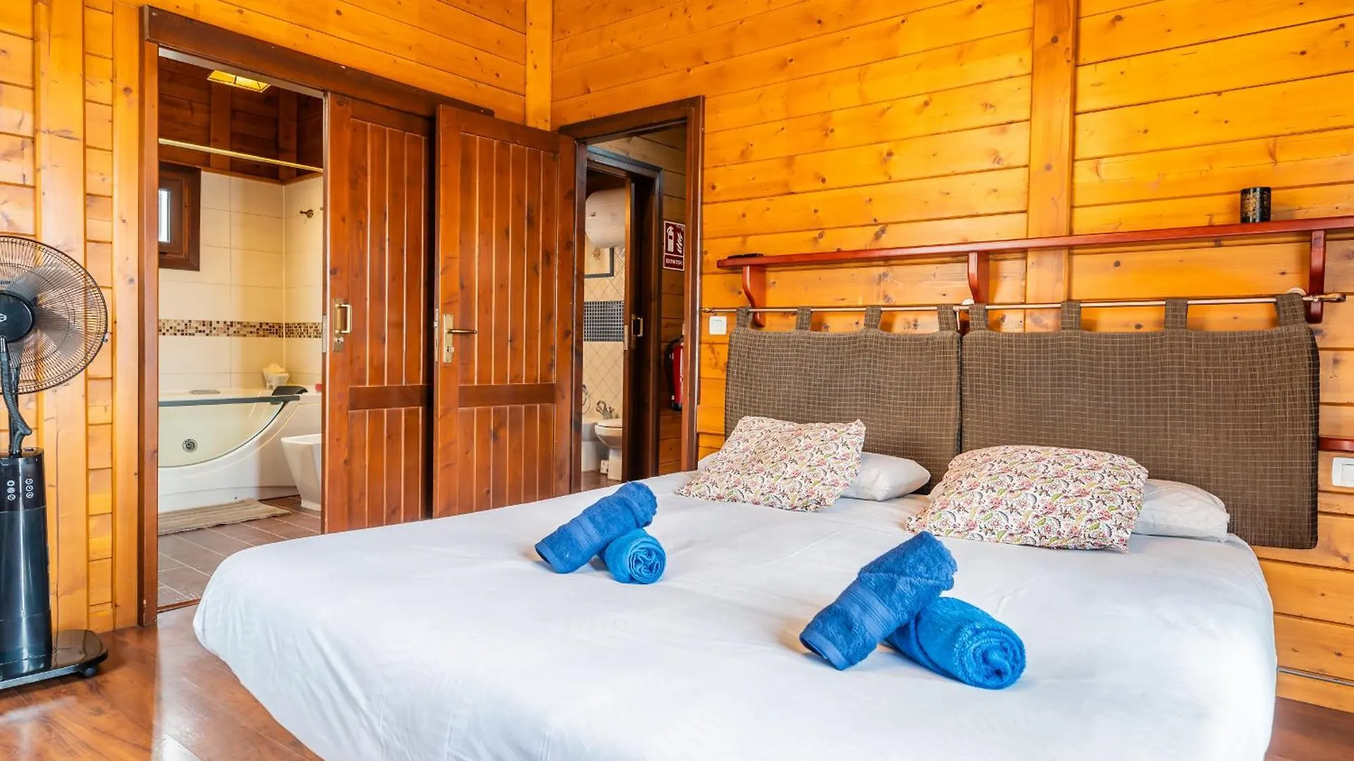 Holiday home 4Br Candelaria Wooden Home -Pool & Views - Parking Spain