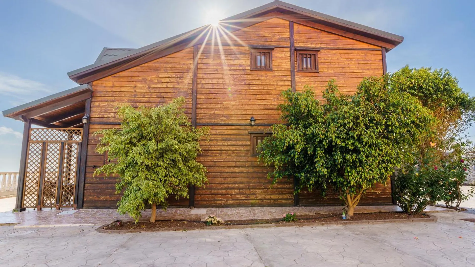 펜션 4Br Candelaria Wooden Home -Pool & Views - Parking