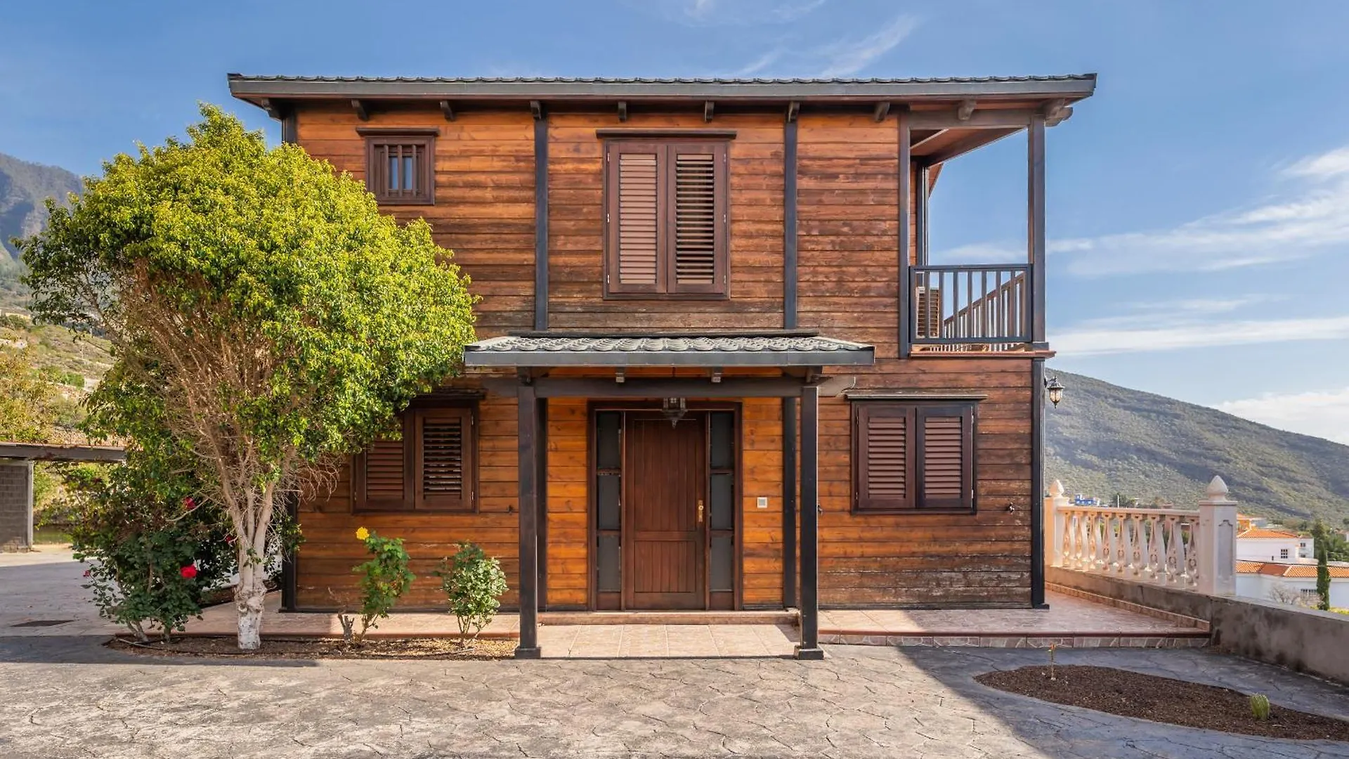 4Br Candelaria Wooden Home -Pool & Views - Parking